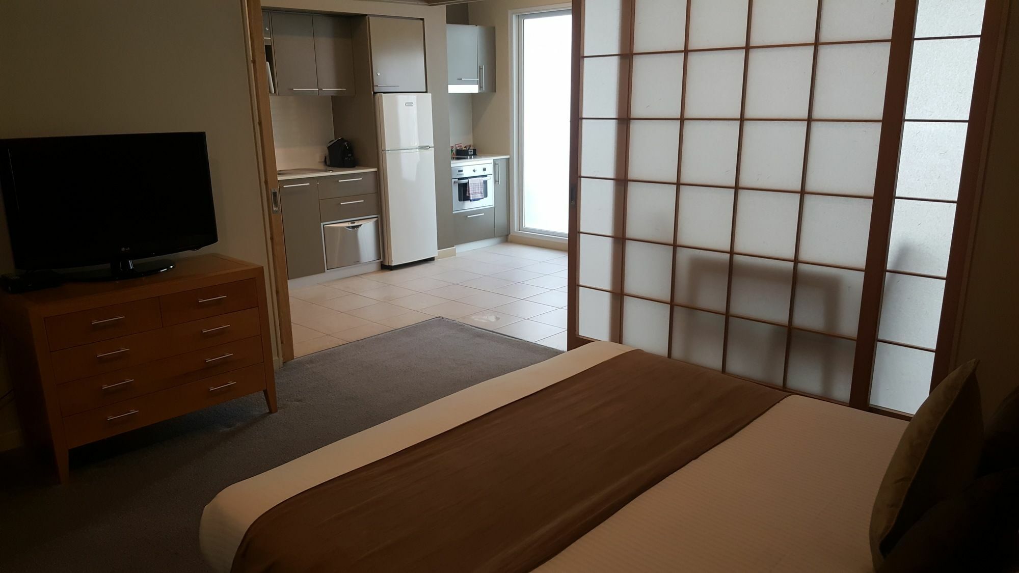 Pier Resort Urangan Экстерьер фото